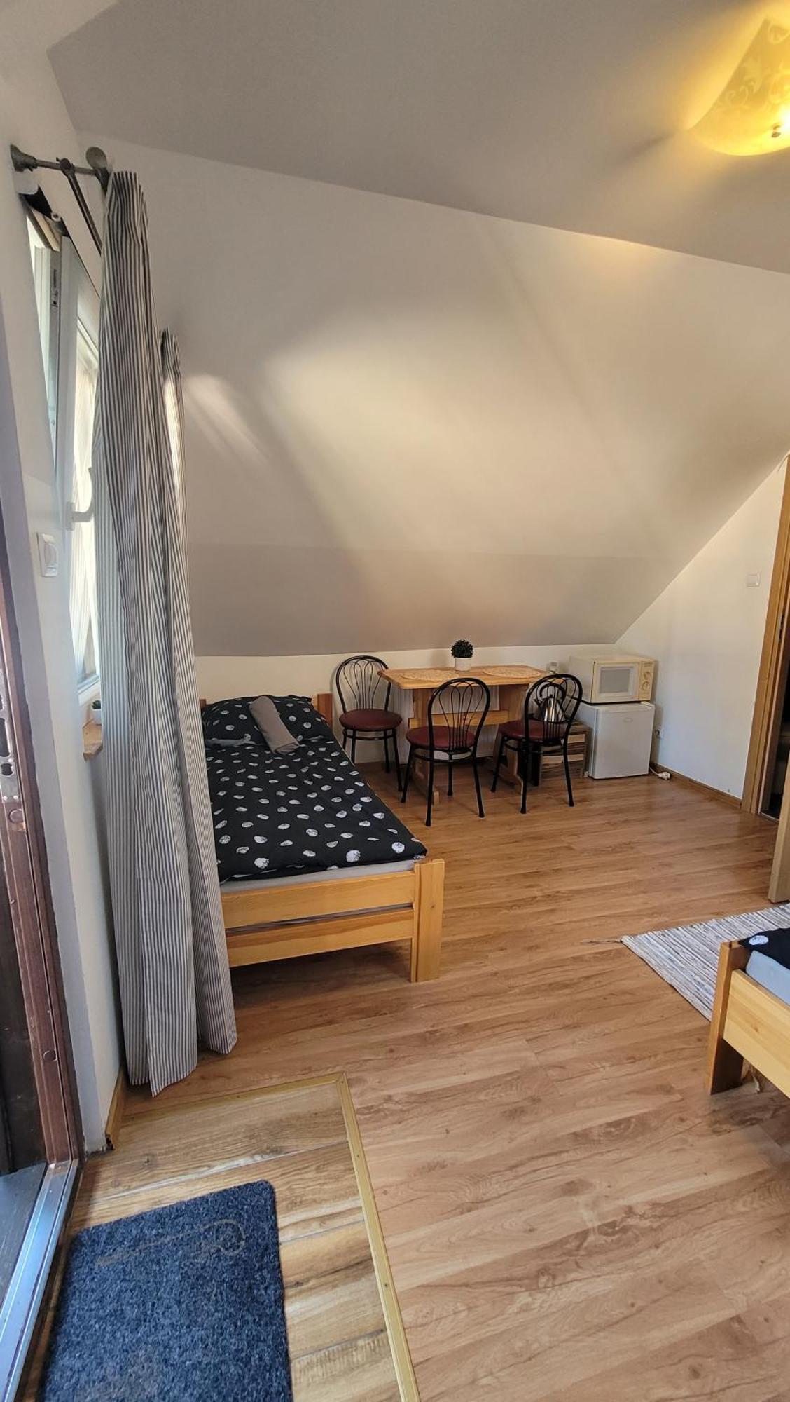 Apartment Goscinne U Wiewiory Szczawnica